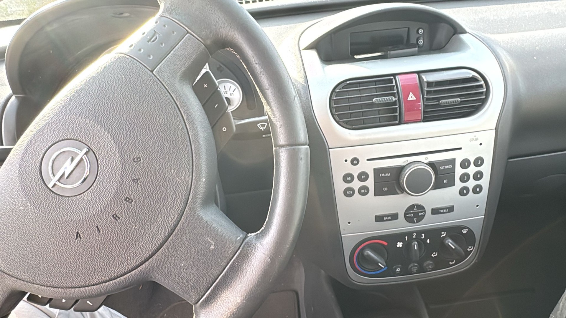 OPEL OPEL CORSA C12-image-3