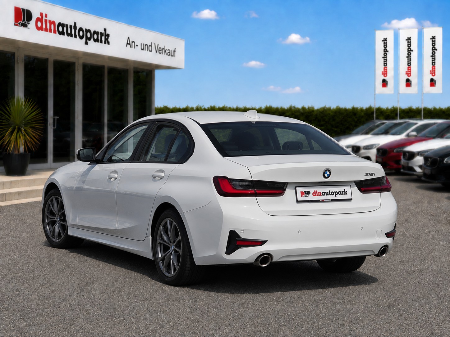 BMW 318i Steptronic * ab MFK & Frisch ab Service * Top Zustand *-showroom-element-3