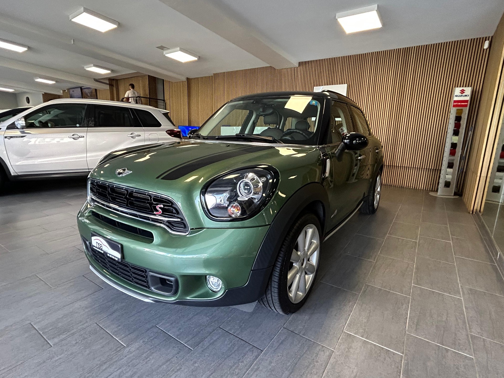 MINI Countryman R60 1.6i Cooper S ALL4-image-3