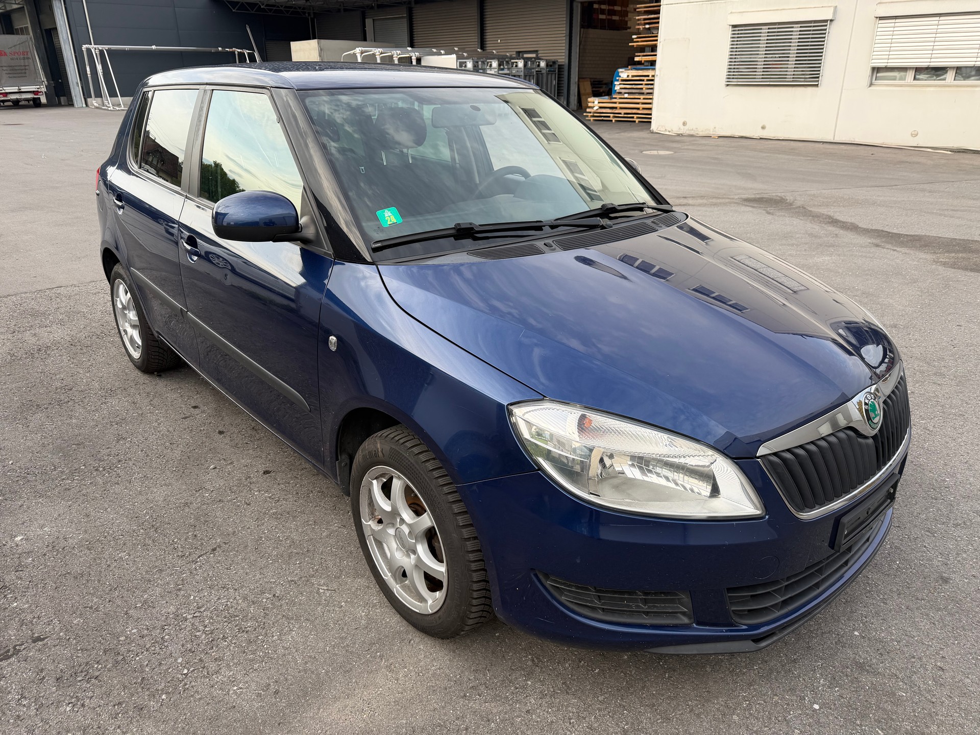 SKODA Fabia 1.2 Ambition-showroom-element-1