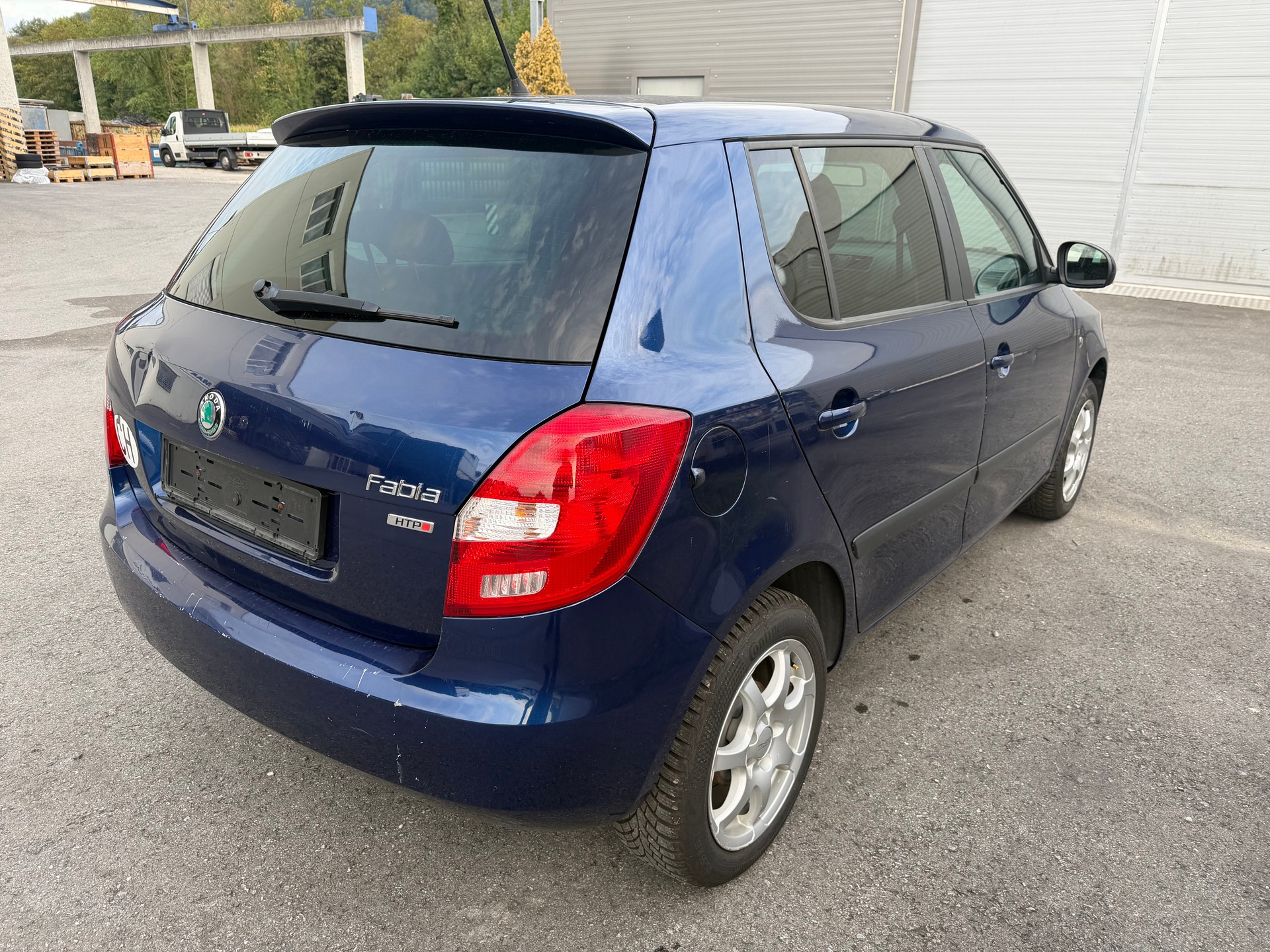 SKODA Fabia 1.2 Ambition-showroom-element-2