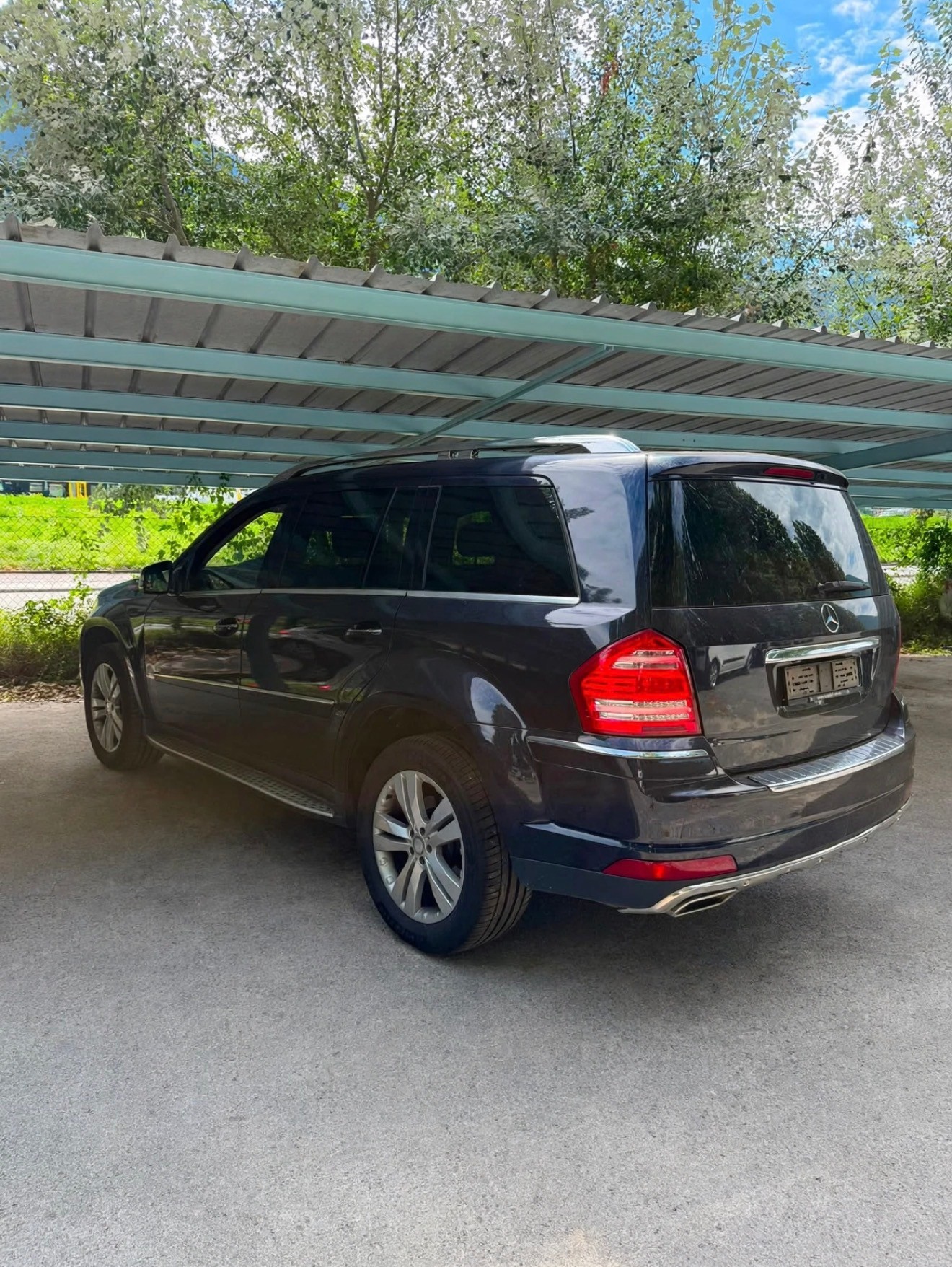 MERCEDES-BENZ GL 350 CDI BlueEfficiency 4Matic 7G-Tronic-image-5