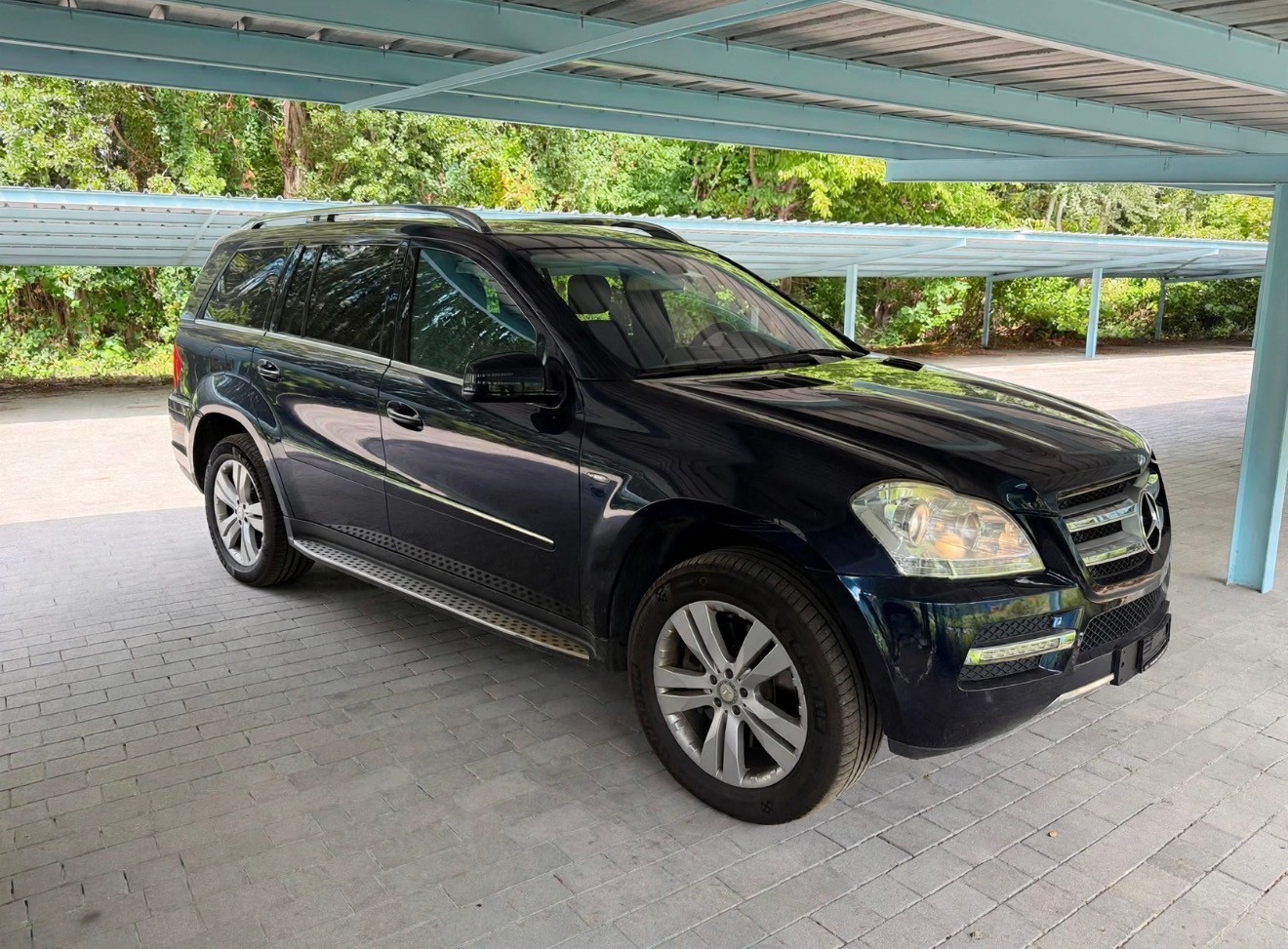 MERCEDES-BENZ GL 350 CDI BlueEfficiency 4Matic 7G-Tronic-image-2
