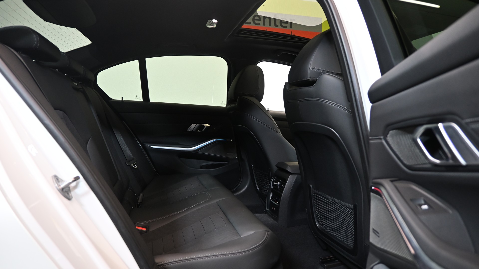 BMW 318d 48V Steptronic FACELIFTING-image-6