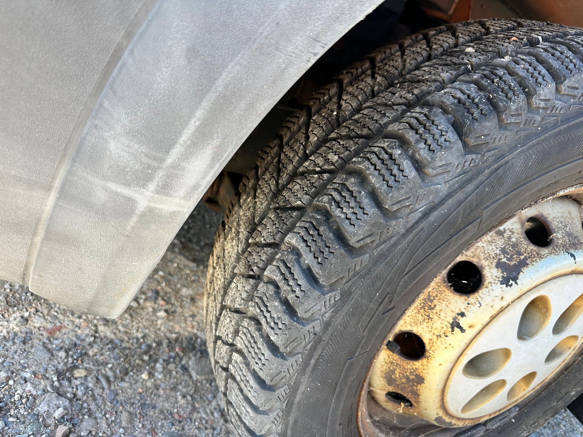IVECO 35 C 13-image-8