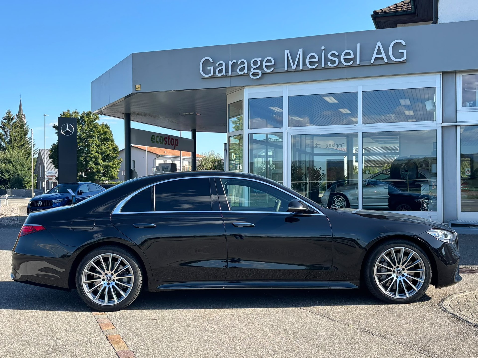 MERCEDES-BENZ S 350 d AMG-Line 4Matic-image-4