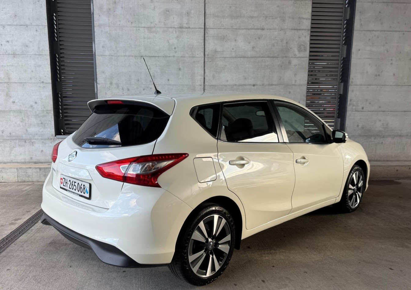 NISSAN Pulsar 1.2 DIG-T tekna Xtronic CVT-image-4