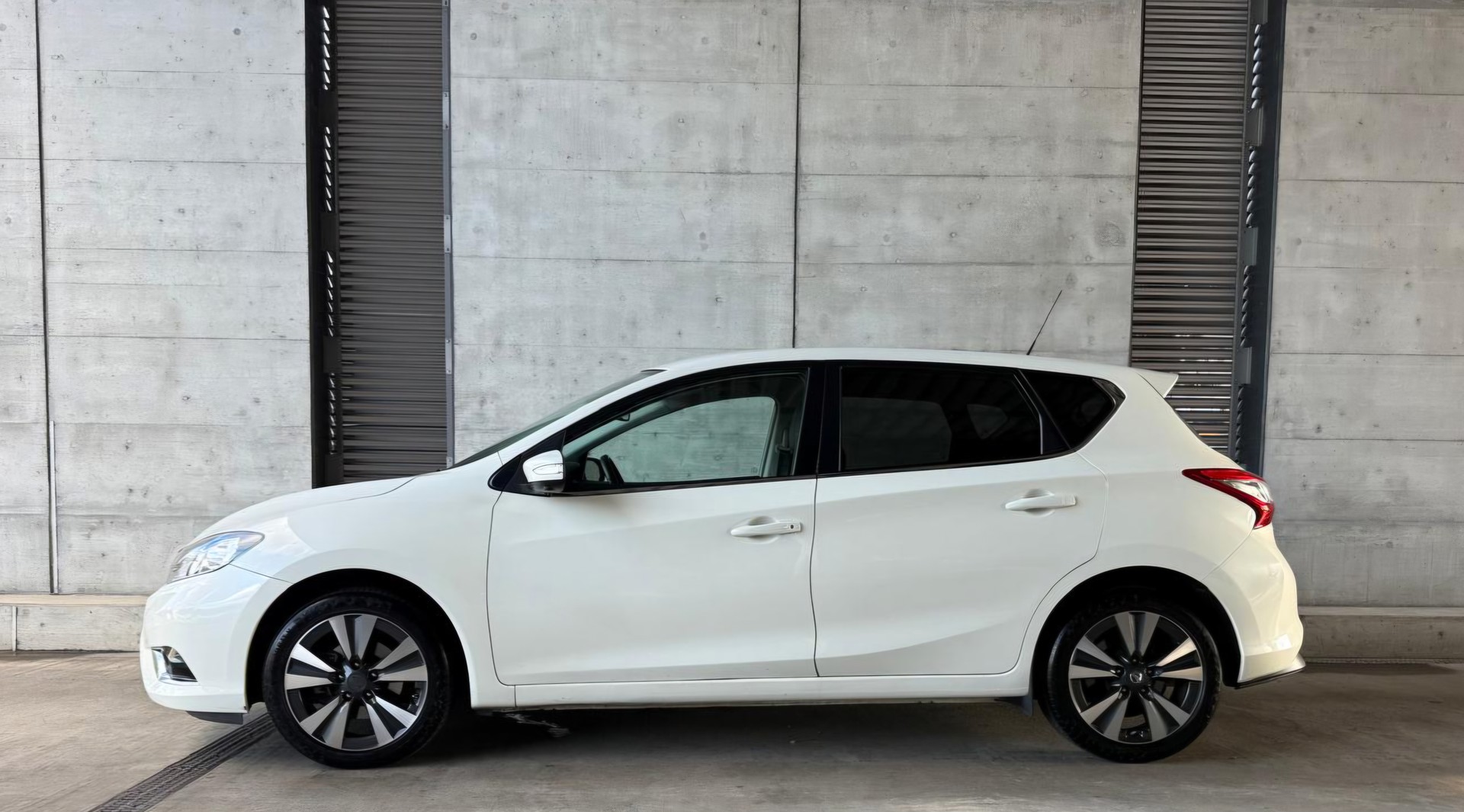 NISSAN Pulsar 1.2 DIG-T tekna Xtronic CVT-image-7
