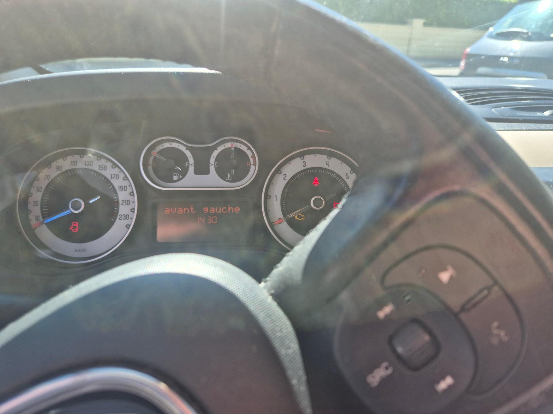FIAT 500L 1.4 TB 16V Pop Star-image-12