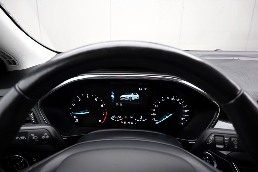 FORD Focus 1.5 SCTi Active X Automatic-image-10