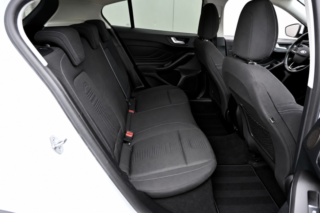FORD Focus 1.5 SCTi Active X Automatic-image-7