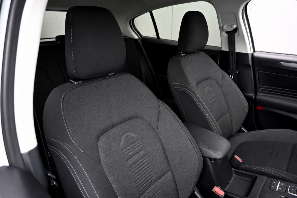 FORD Focus 1.5 SCTi Active X Automatic-image-5