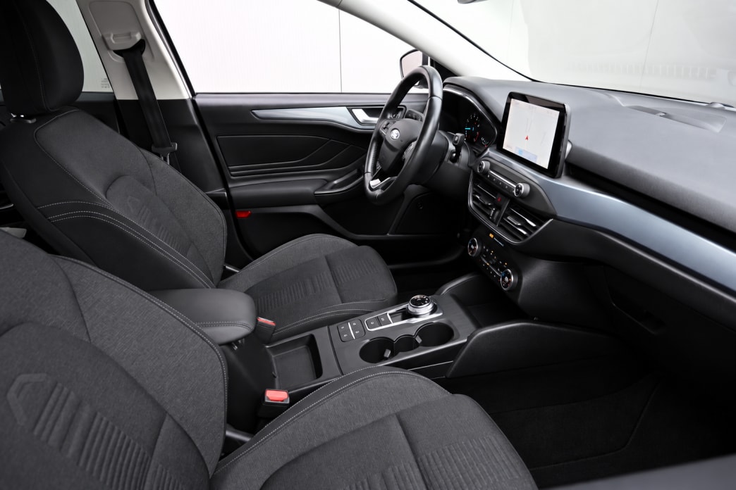 FORD Focus 1.5 SCTi Active X Automatic-image-4