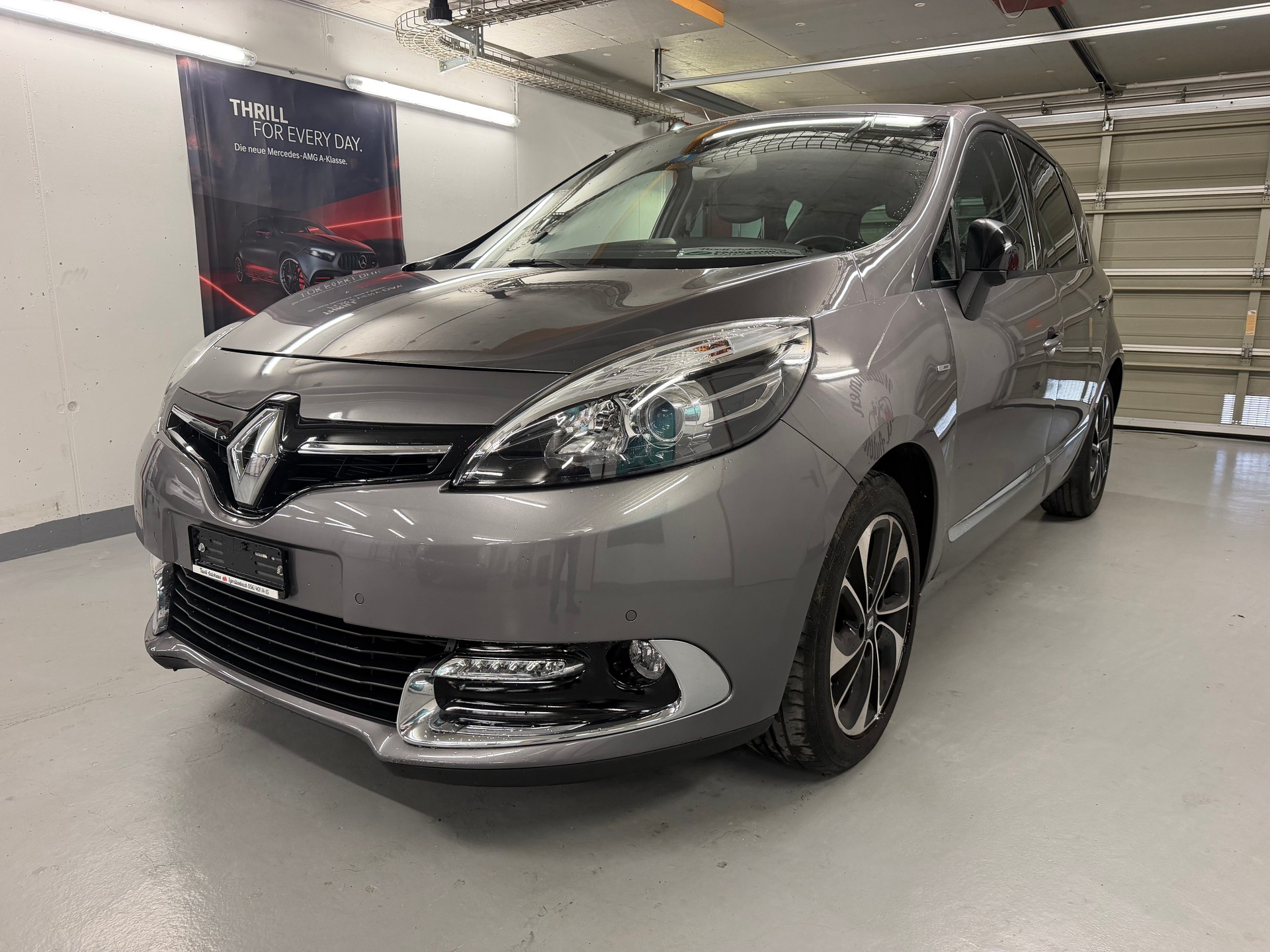 RENAULT Scénic 1.5 dCi Swiss Edition EDC-image-0