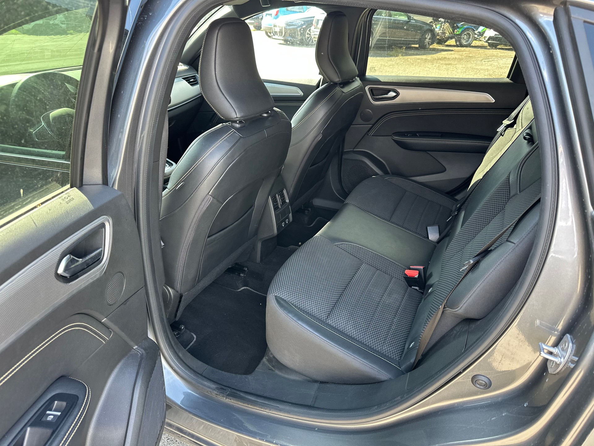 RENAULT Arkana 1.3 TCe Techno EDC-image-14