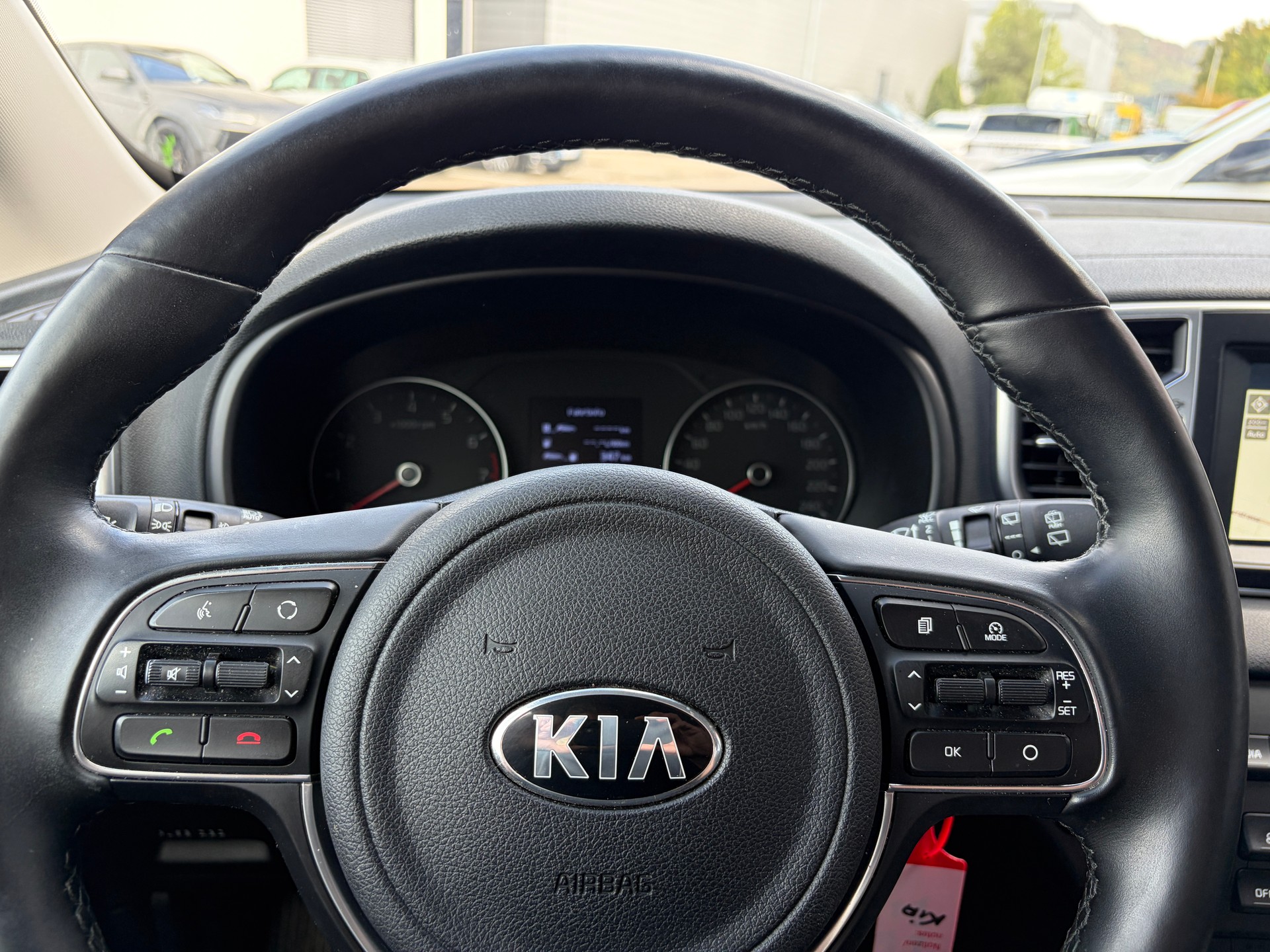 KIA Sportage 1.6 T-GDi Swiss City Line 4WD-image-13