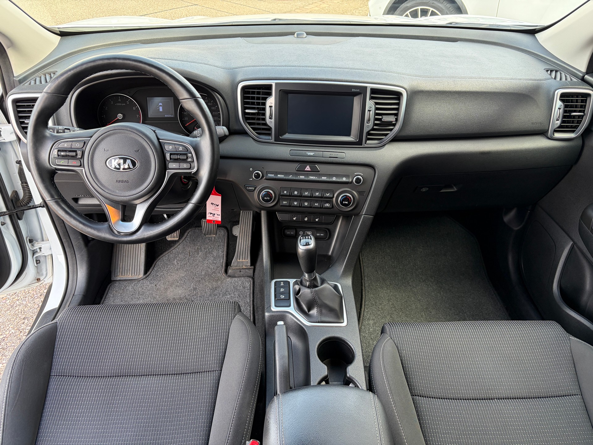 KIA Sportage 1.6 T-GDi Swiss City Line 4WD-image-10