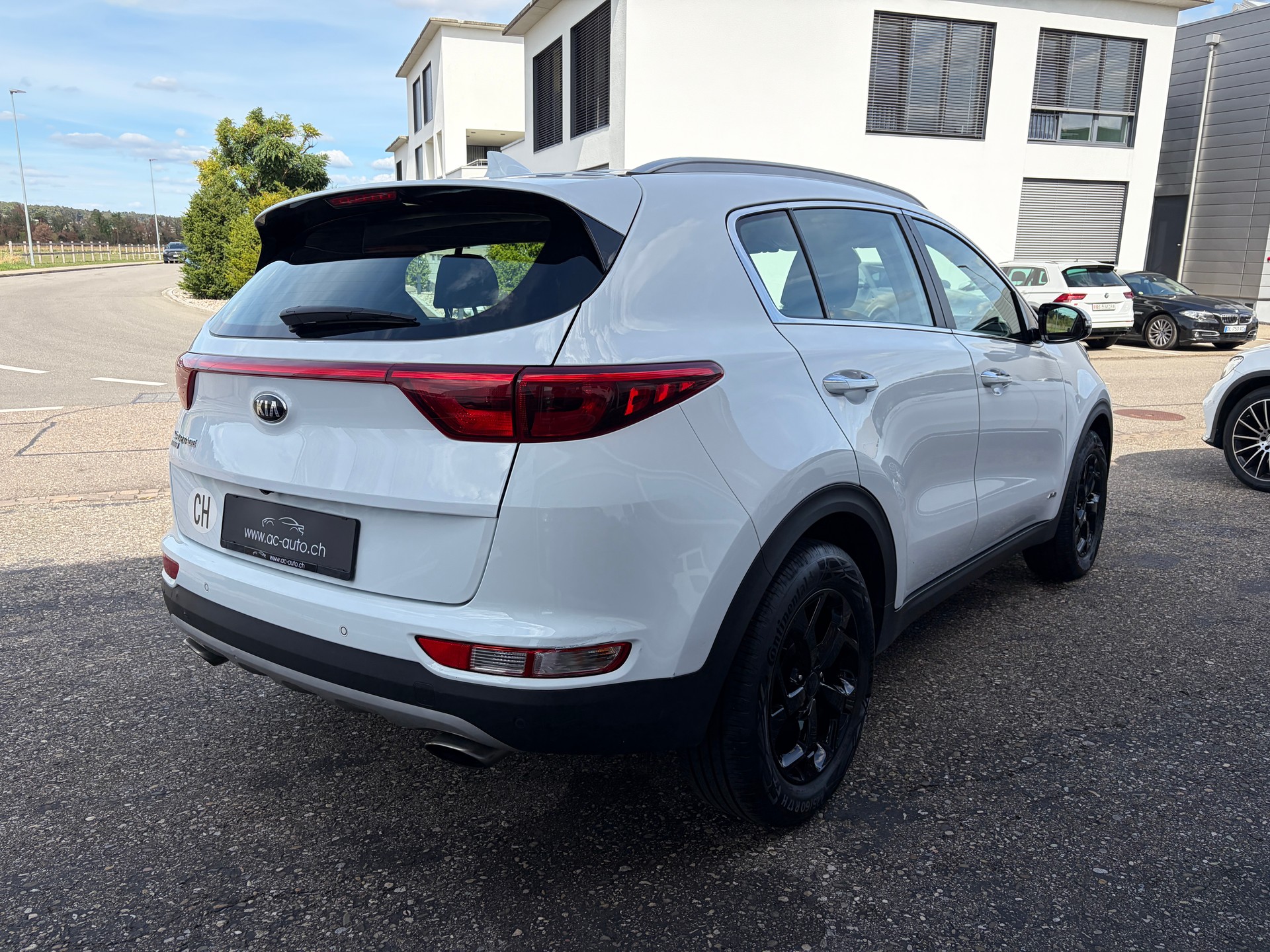 KIA Sportage 1.6 T-GDi Swiss City Line 4WD-image-5
