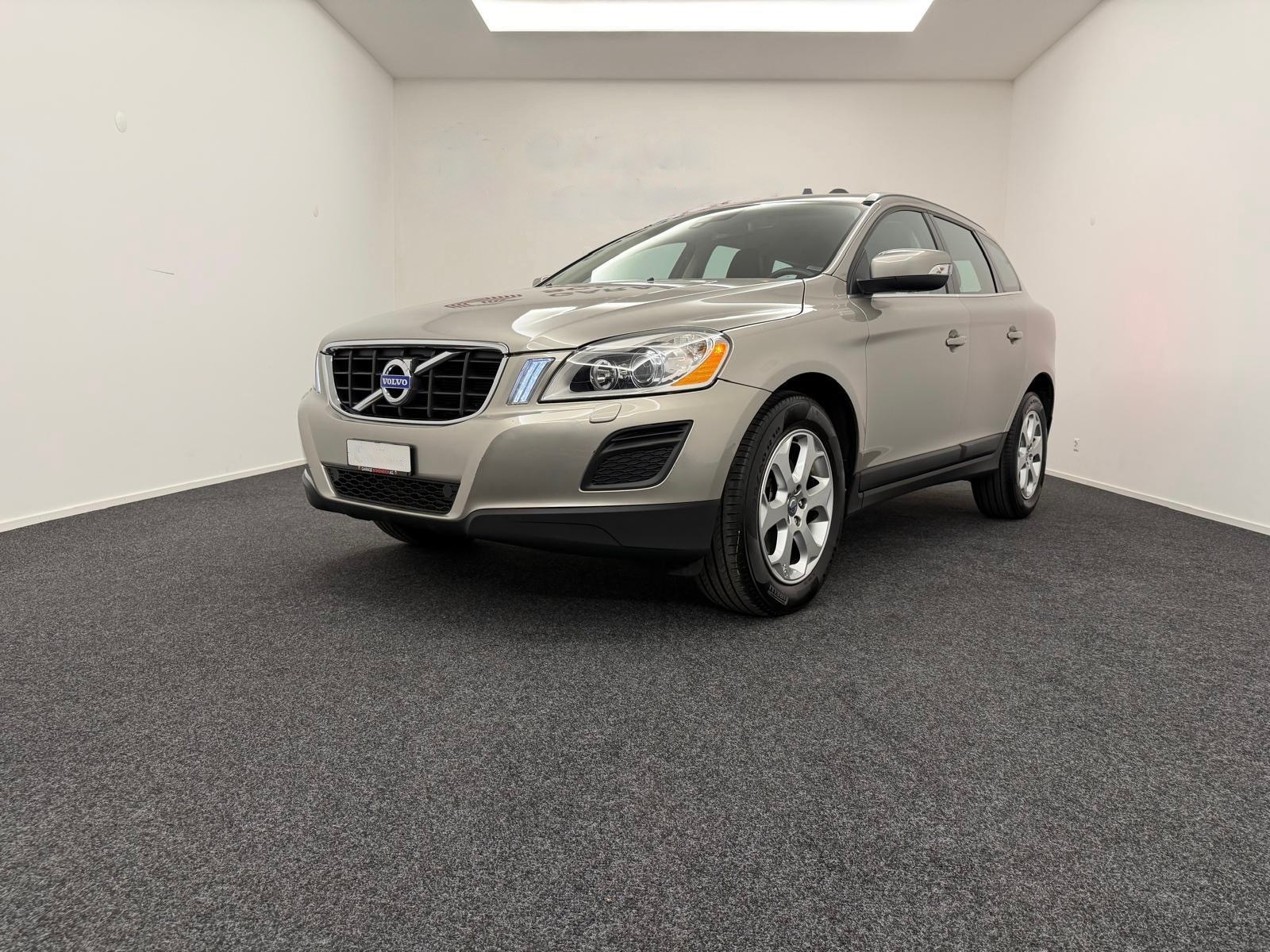 VOLVO XC60 D3 AWD Summum Geartronic-image-1