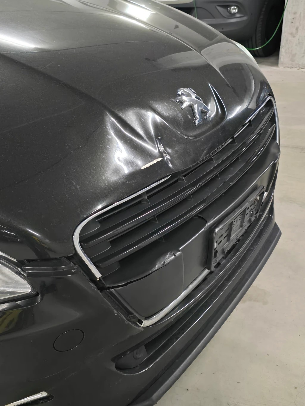 PEUGEOT 508 SW 2.2 HDI GT Automatic-image-2