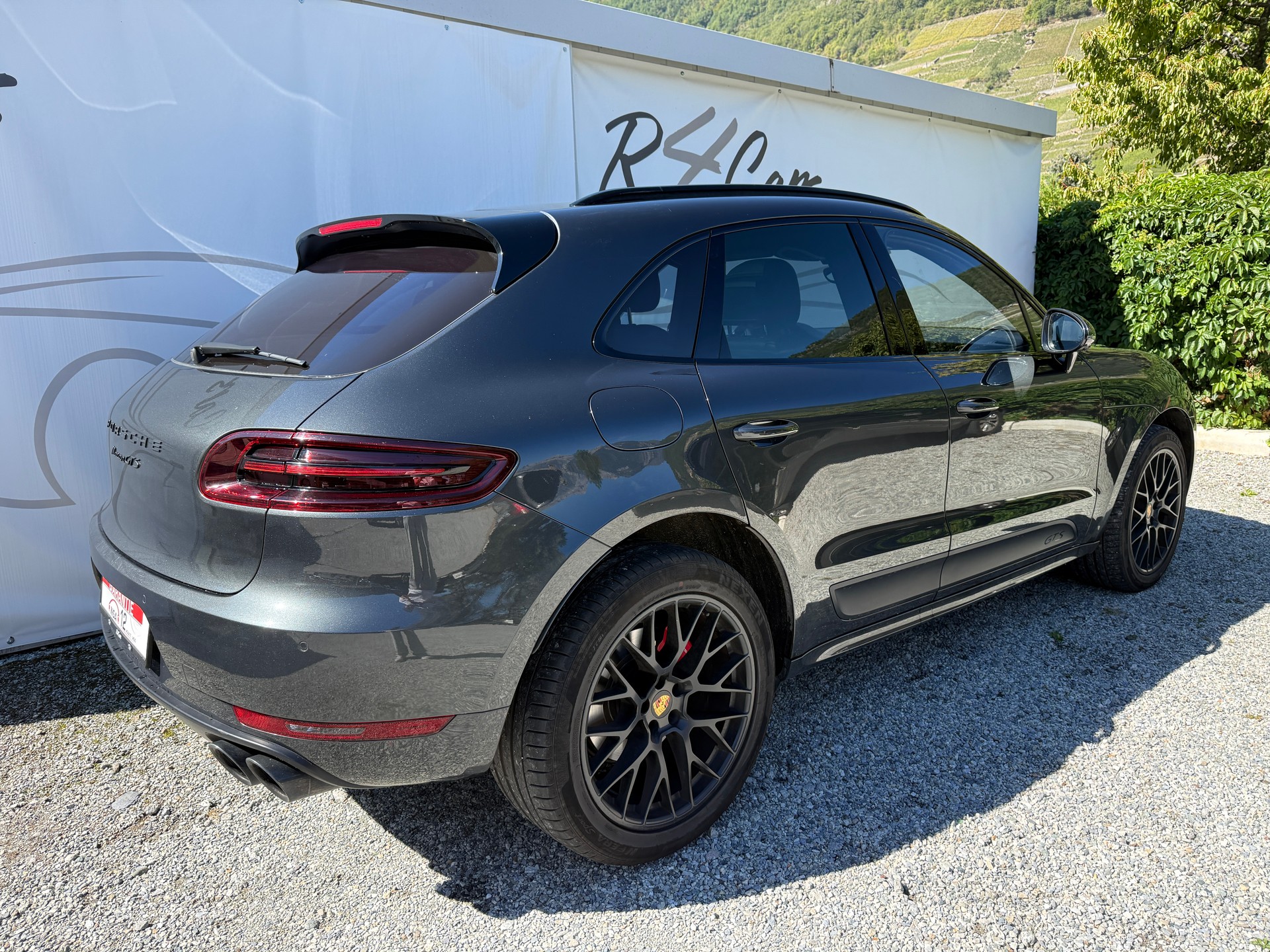 PORSCHE Macan GTS PDK-image-1