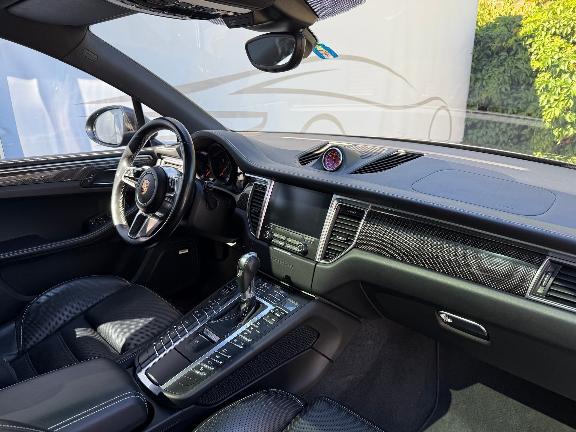 PORSCHE Macan GTS PDK-image-11