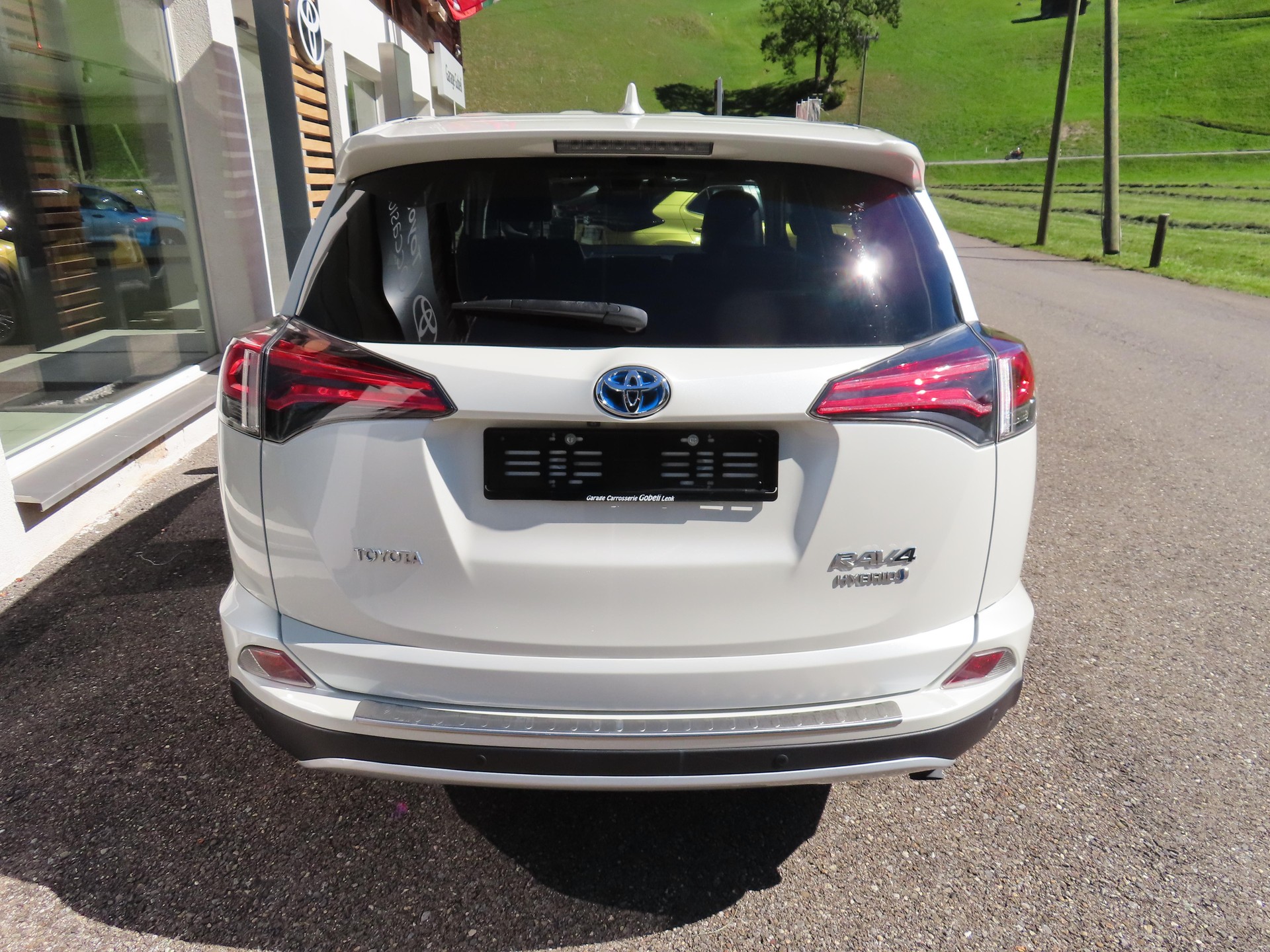 TOYOTA RAV4 2.5 HSD Premium-image-4