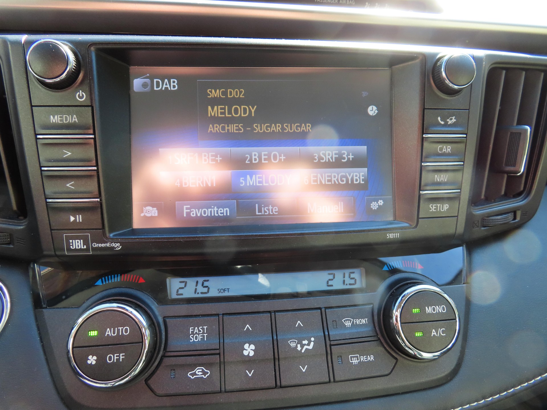 TOYOTA RAV4 2.5 HSD Premium-image-9