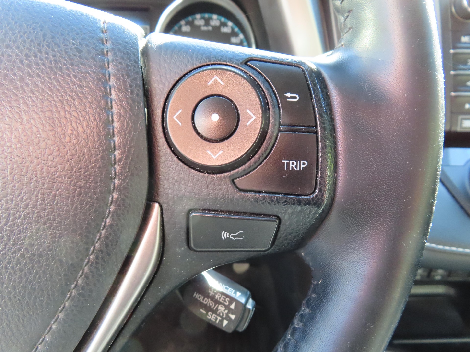 TOYOTA RAV4 2.5 HSD Premium-image-13