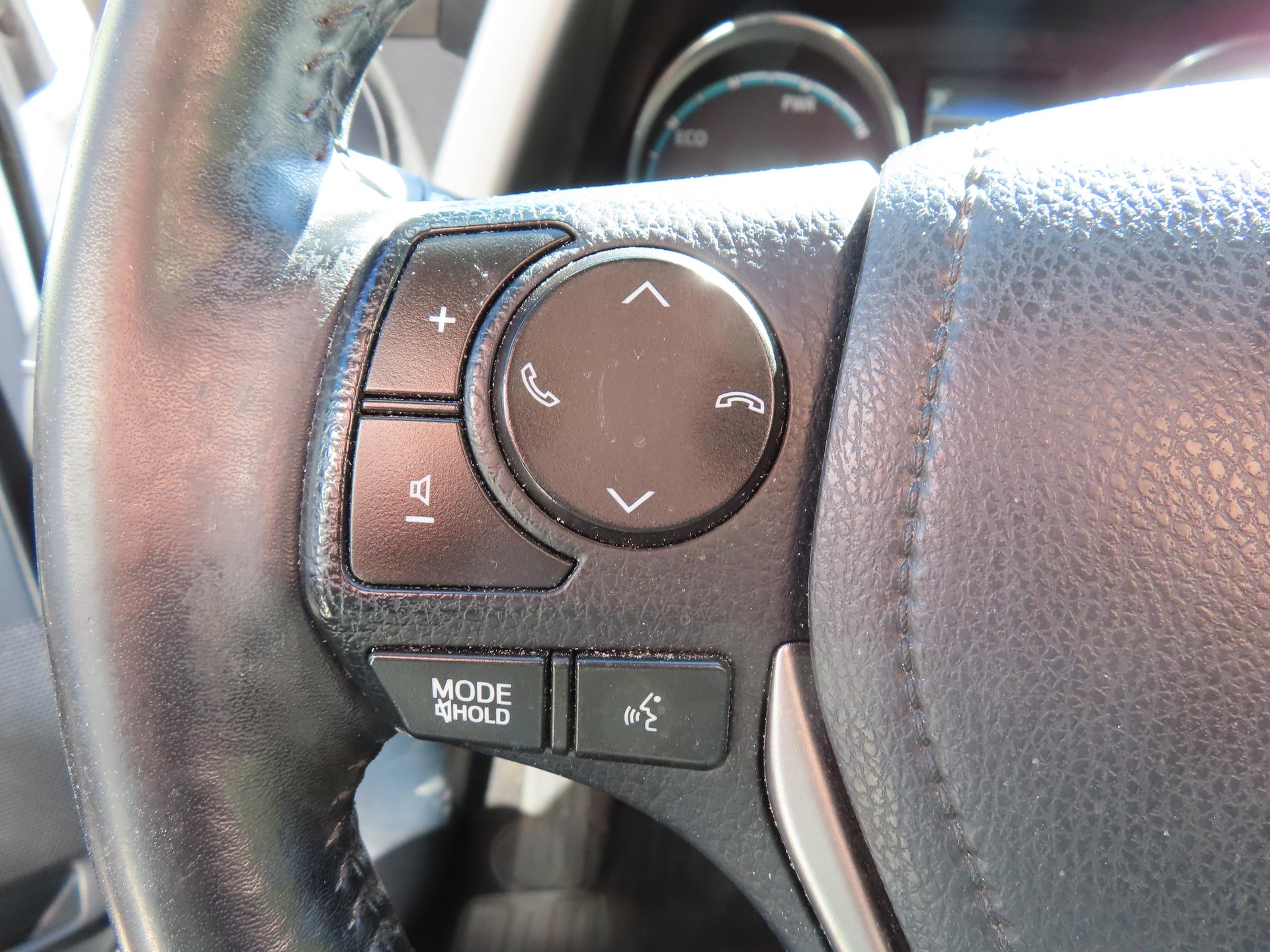 TOYOTA RAV4 2.5 HSD Premium-image-14