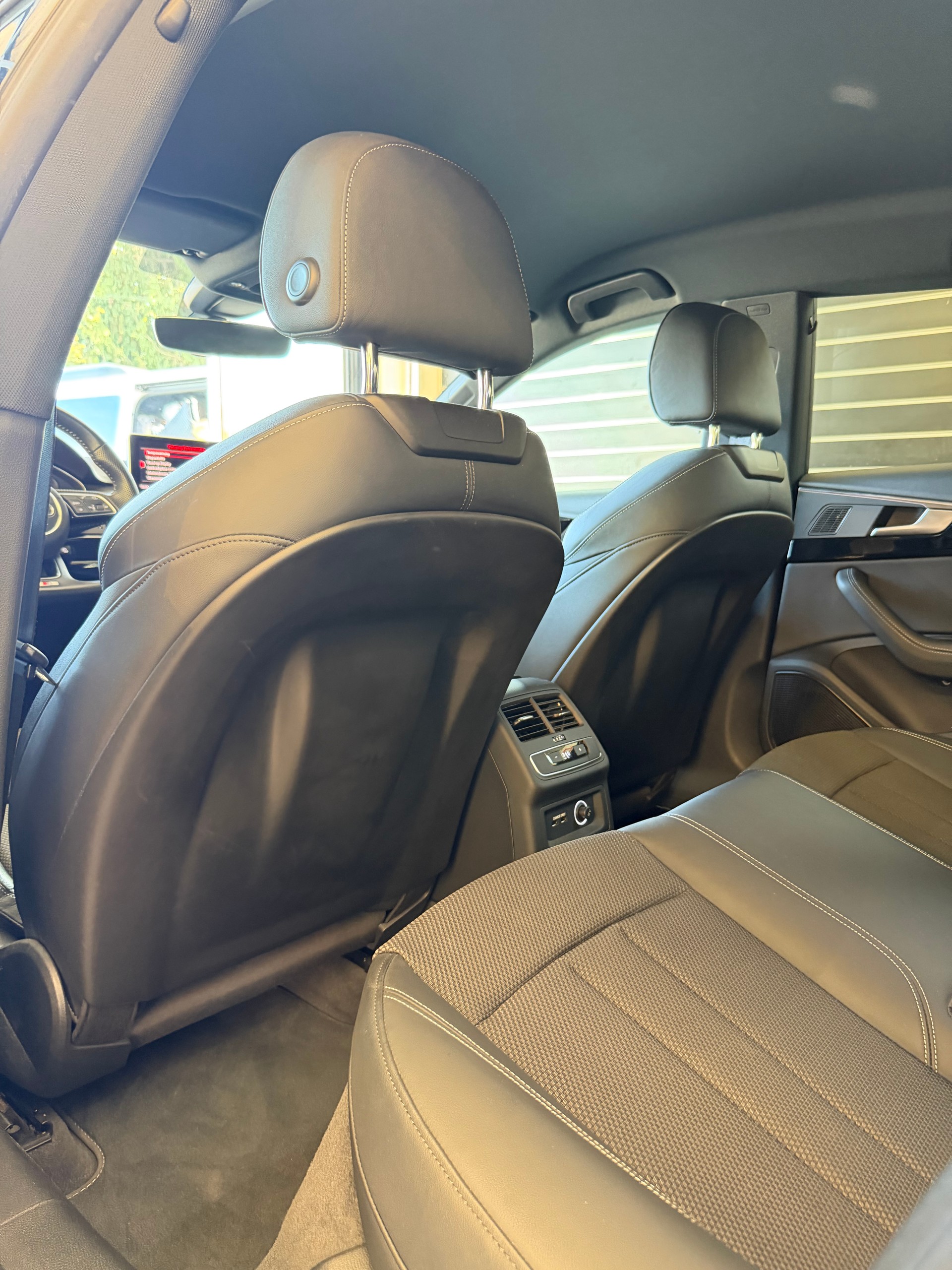 AUDI A5 Sportback 40 TDI S-Line quattro S-Tronic-image-8