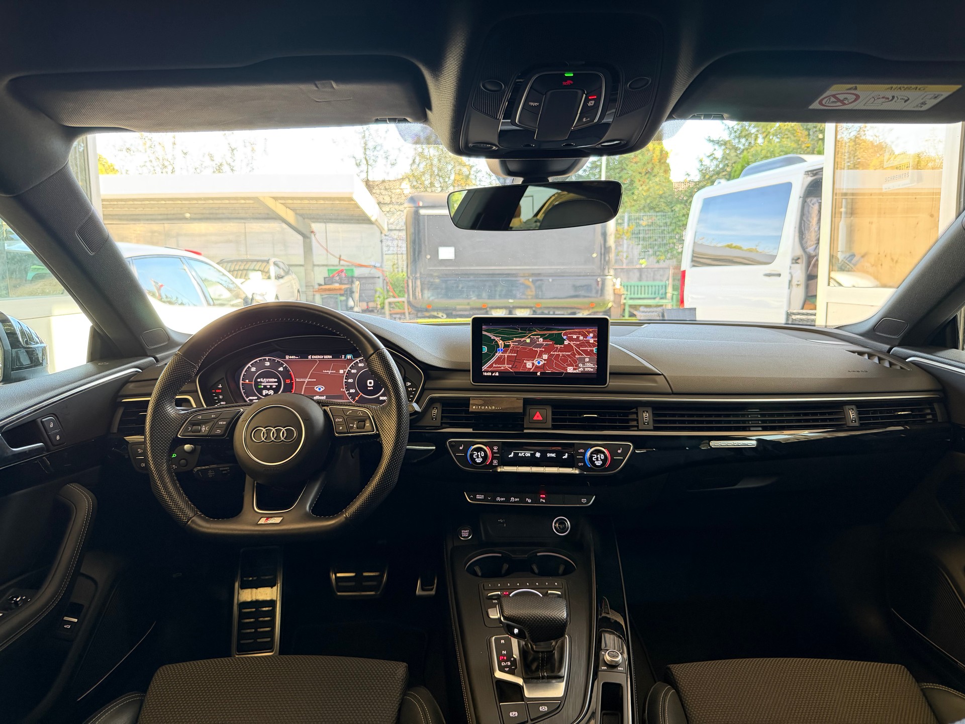 AUDI A5 Sportback 40 TDI S-Line quattro S-Tronic-image-9