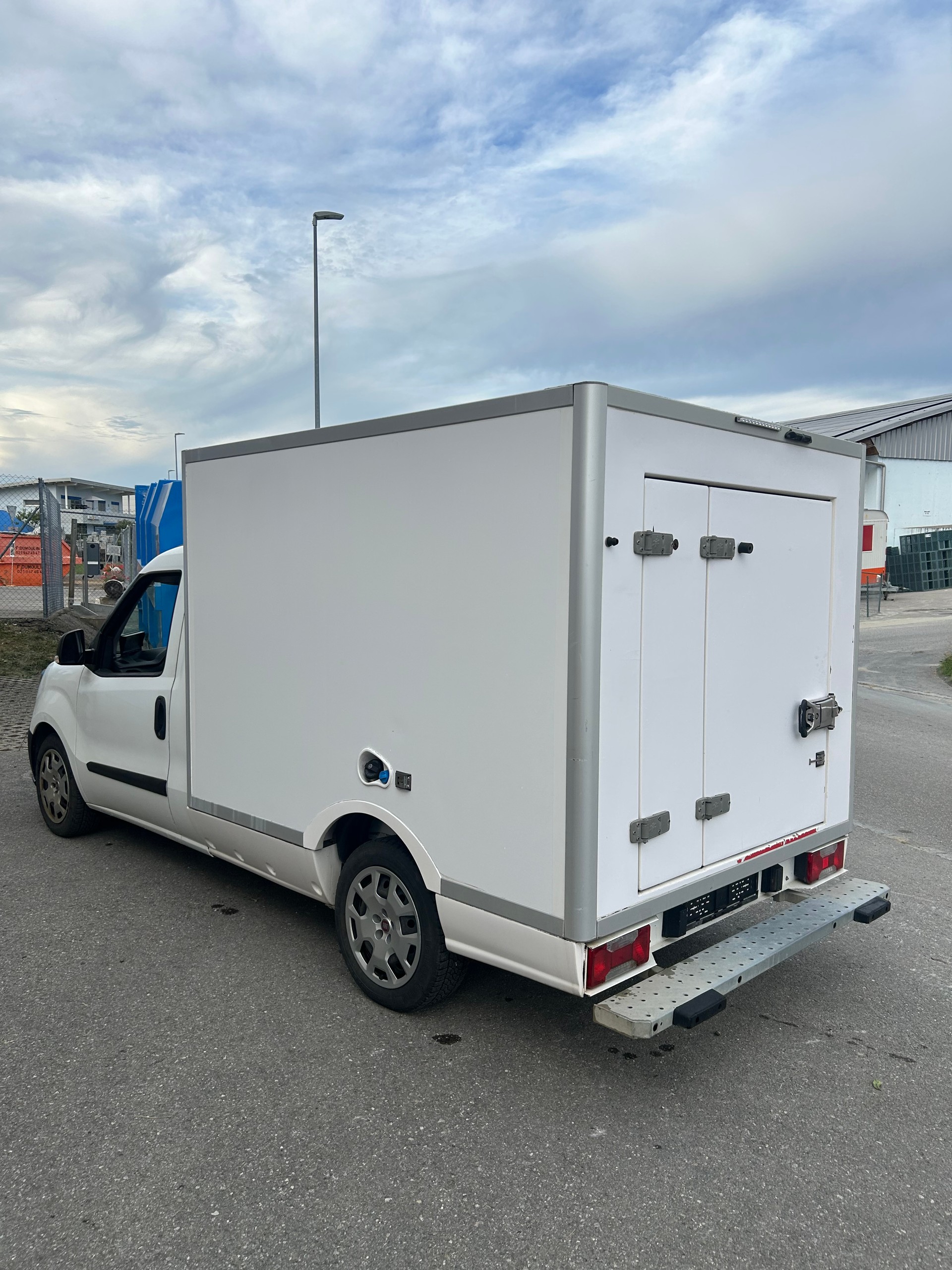 FIAT Doblò 1.6 Multijet Base-image-3