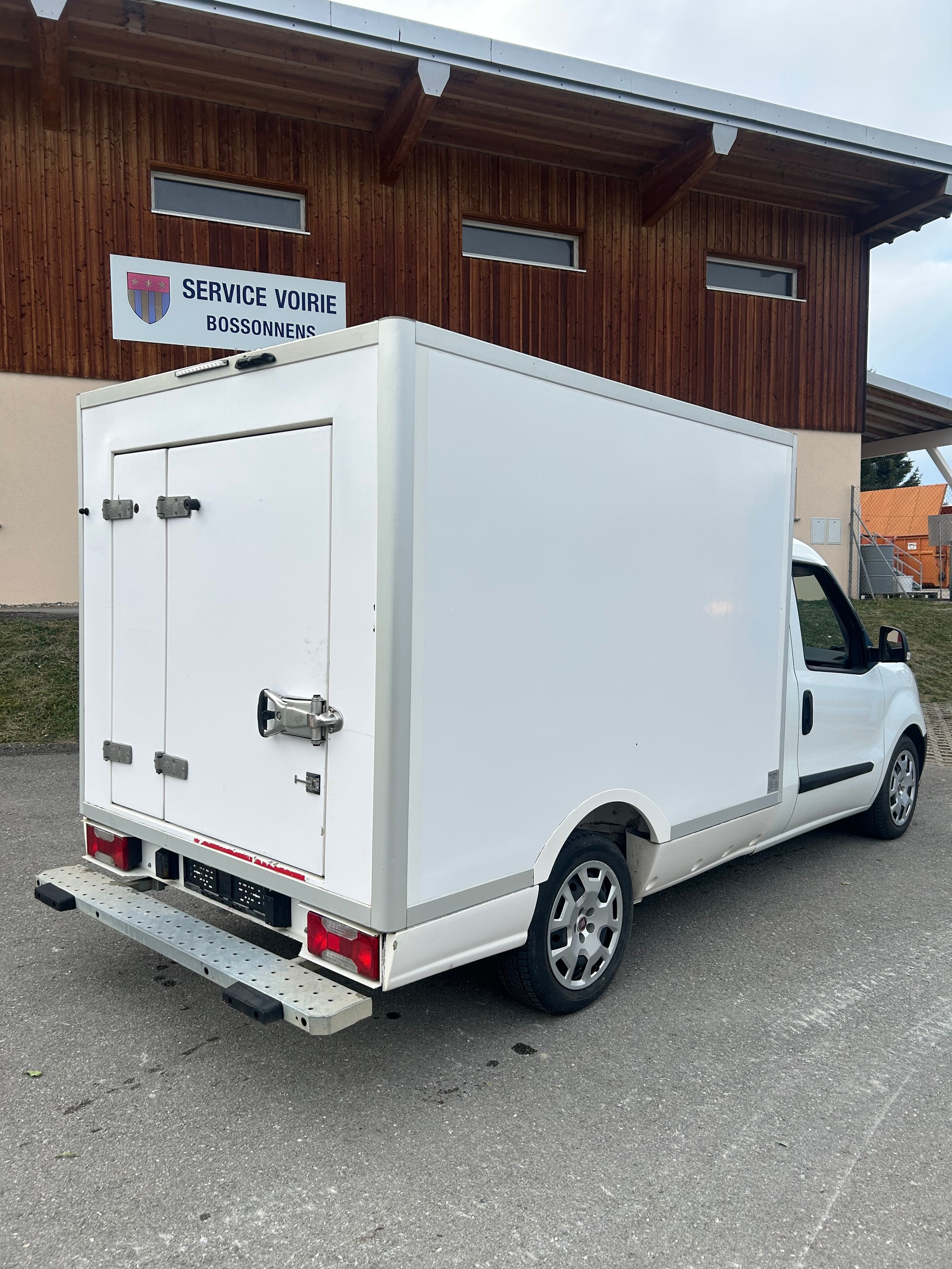 FIAT Doblò 1.6 Multijet Base-image-2