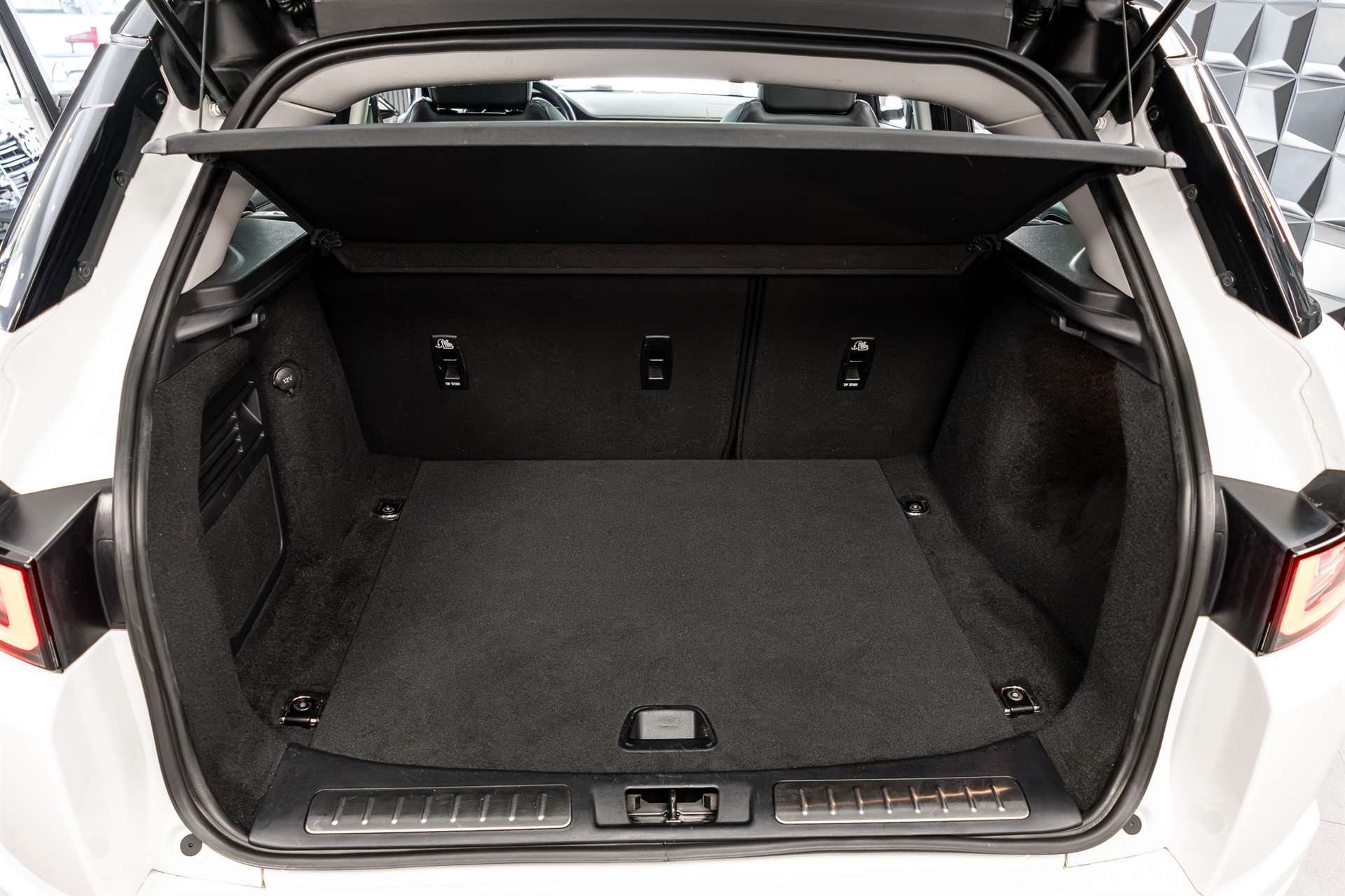 LAND ROVER Range Rover Evoque 2.0 Si4 HSE Dynamic AT9-image-26