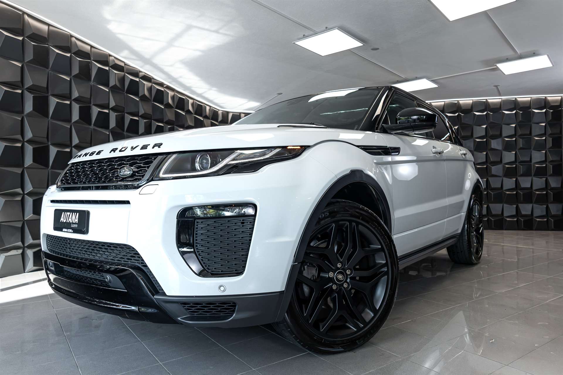 LAND ROVER Range Rover Evoque 2.0 Si4 HSE Dynamic AT9-image-27