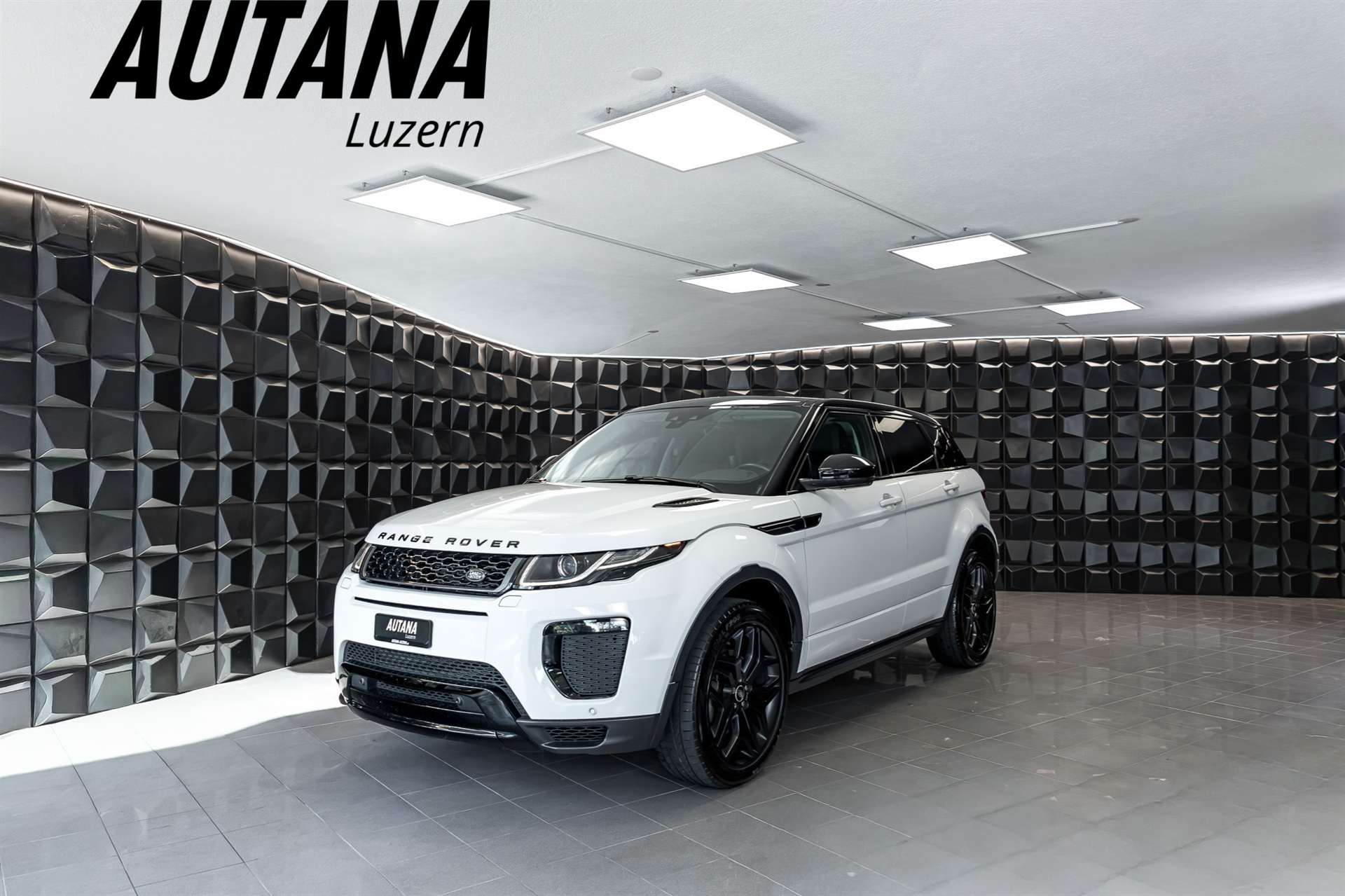 LAND ROVER Range Rover Evoque 2.0 Si4 HSE Dynamic AT9-image-0