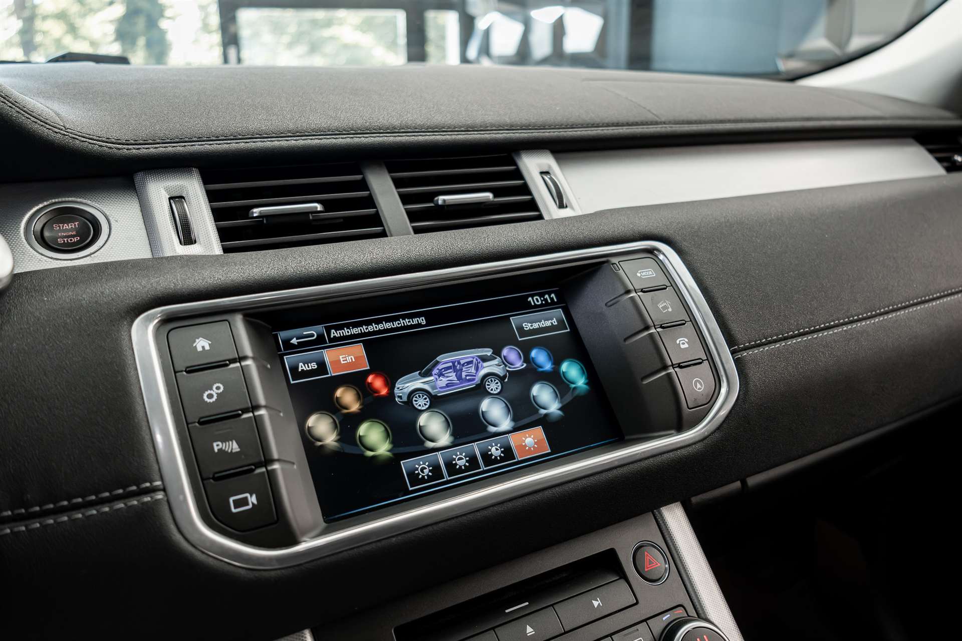 LAND ROVER Range Rover Evoque 2.0 Si4 HSE Dynamic AT9-image-15