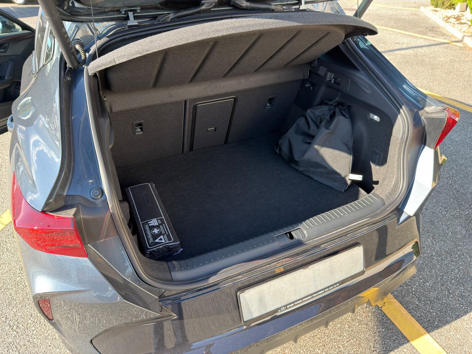 CUPRA Formentor 1.5 e-HYBRID pHEV VZ DSG-image-15
