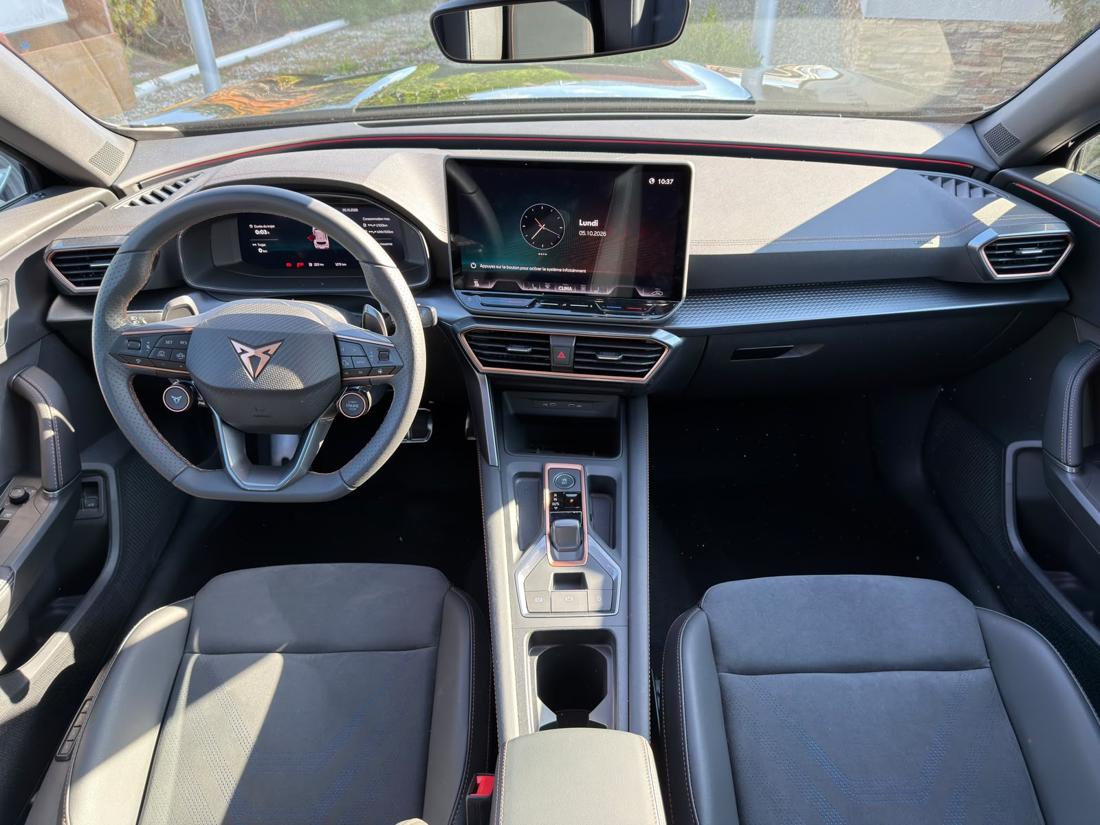CUPRA Formentor 1.5 e-HYBRID pHEV VZ DSG-image-8