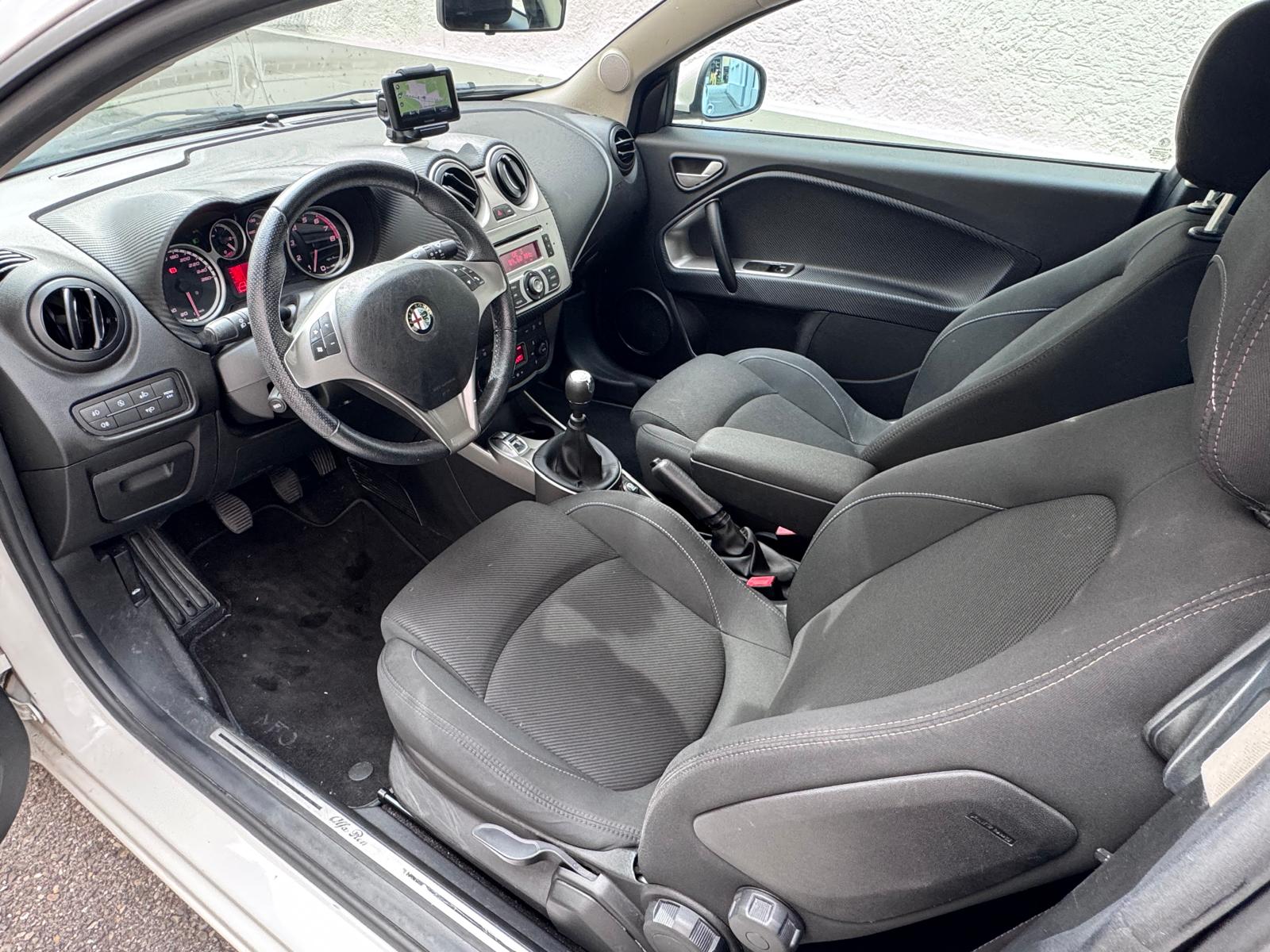ALFA ROMEO MiTo 1.4 Distinctive-image-9