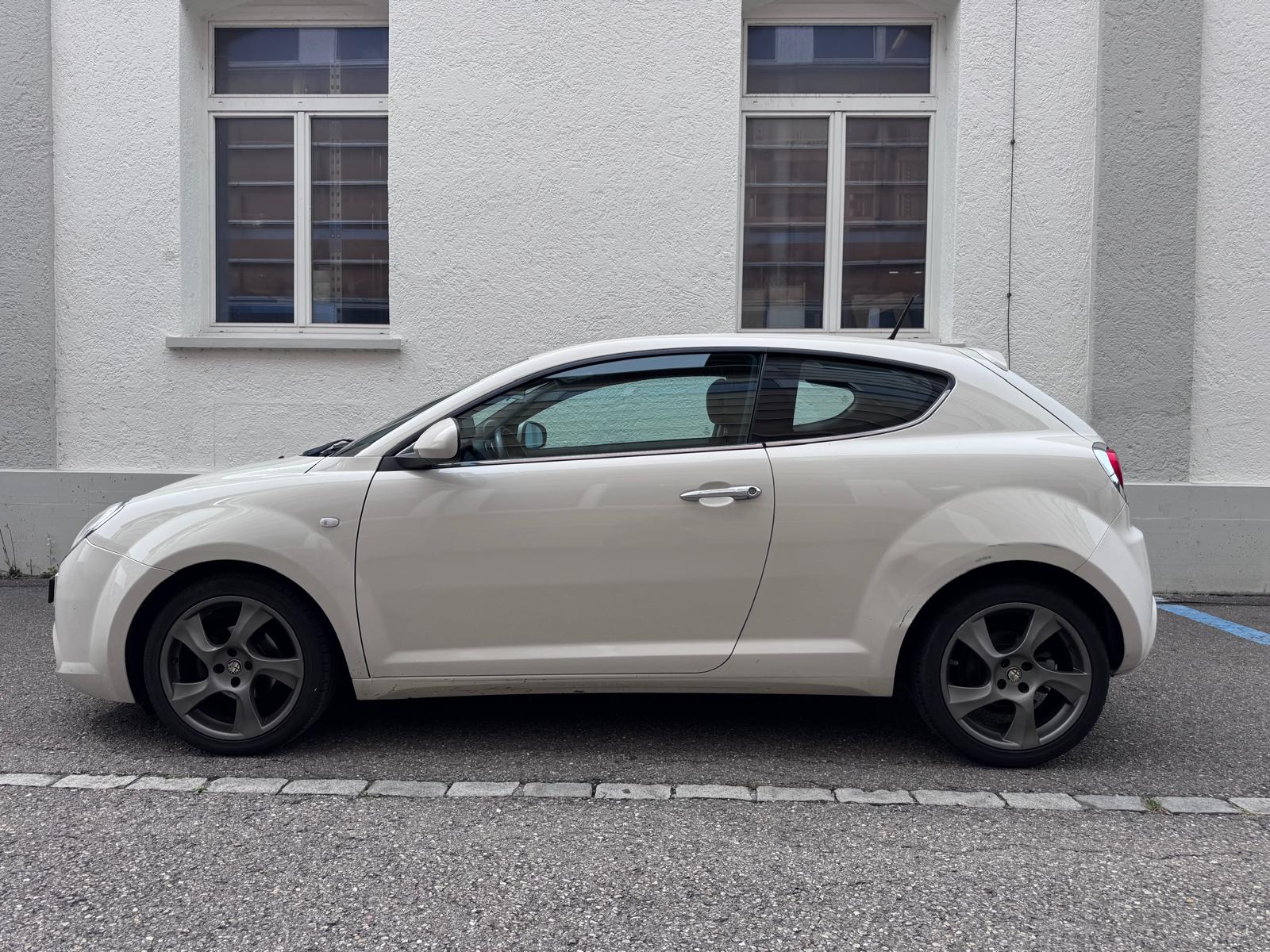 ALFA ROMEO MiTo 1.4 Distinctive-image-0