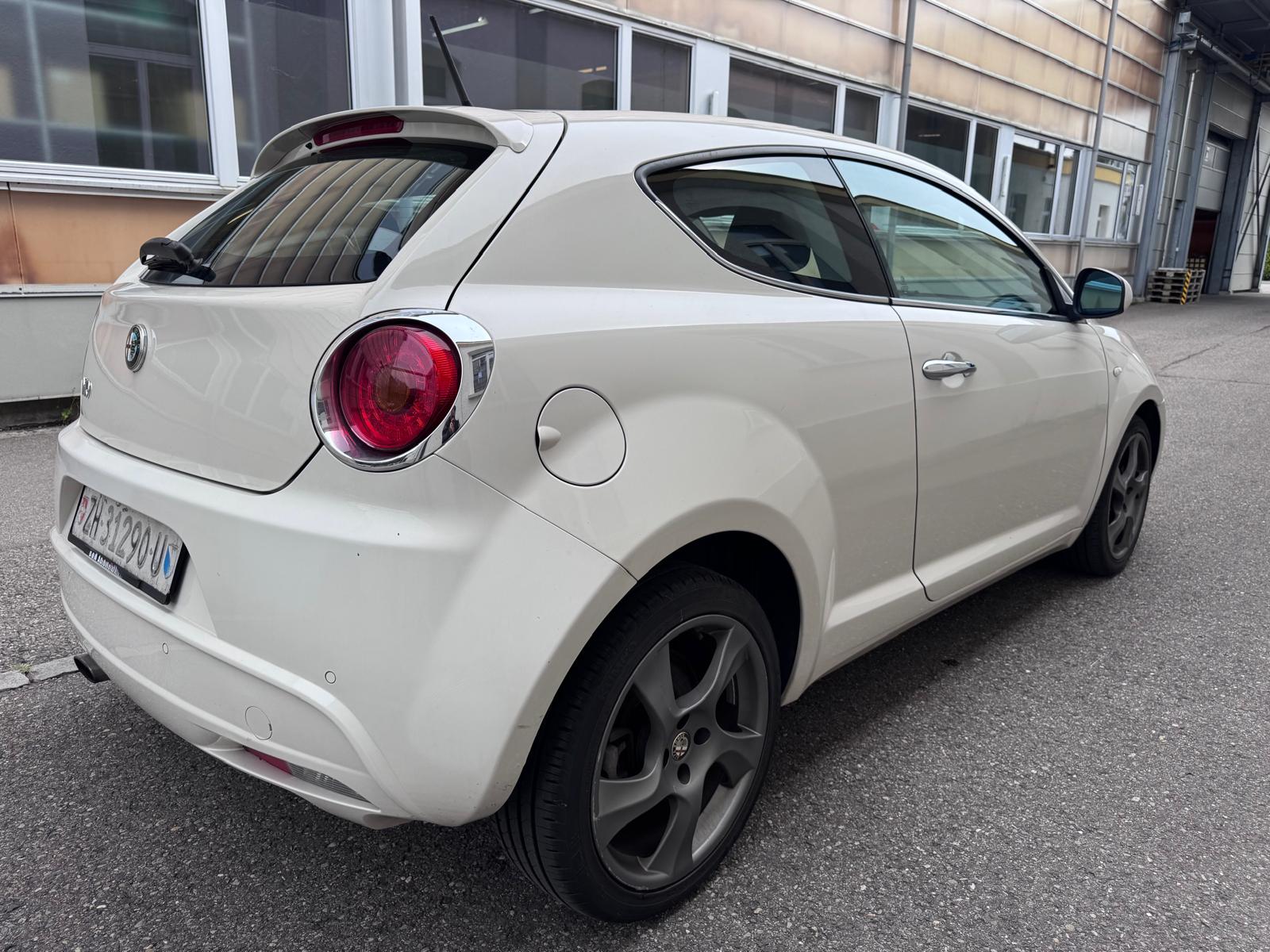 ALFA ROMEO MiTo 1.4 Distinctive-image-3