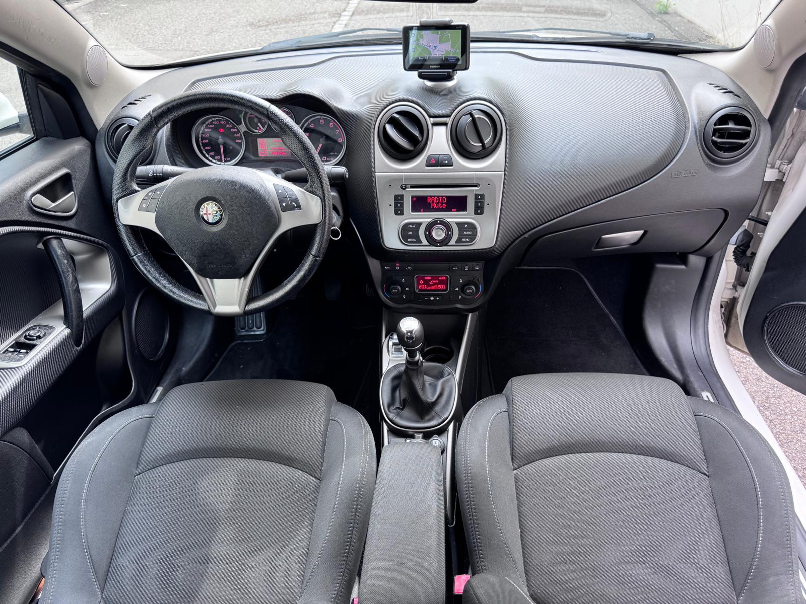 ALFA ROMEO MiTo 1.4 Distinctive-image-8