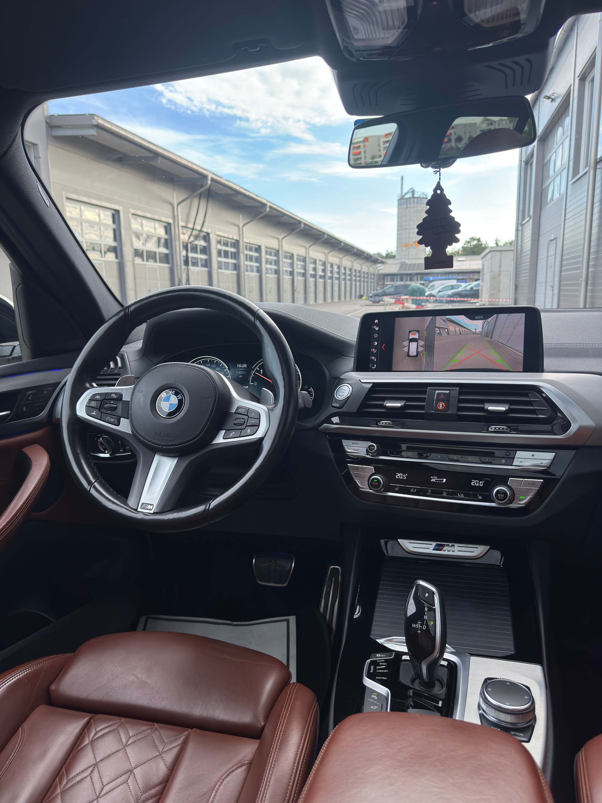 BMW X3 M40D-image-9