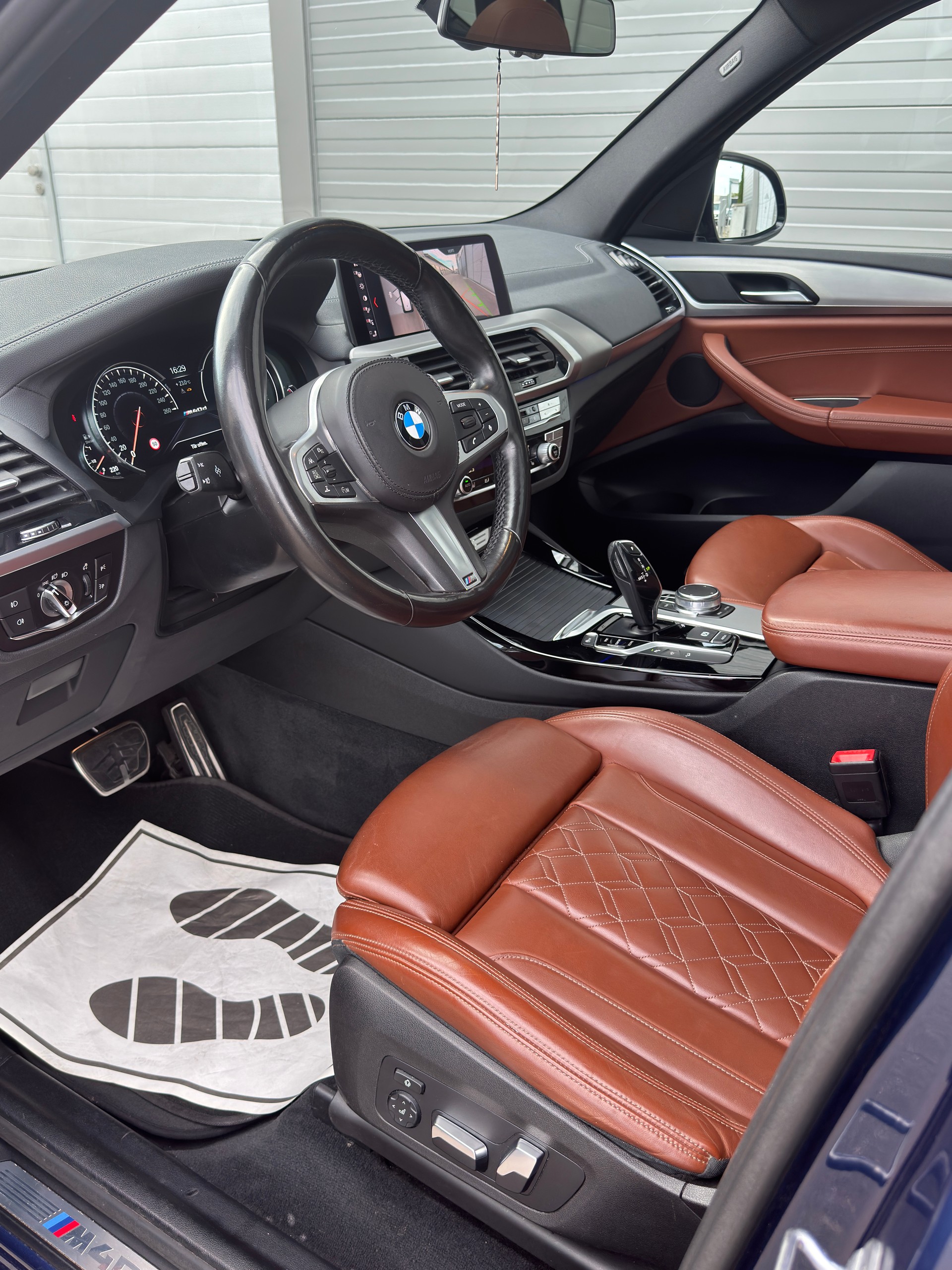 BMW X3 M40D-image-11
