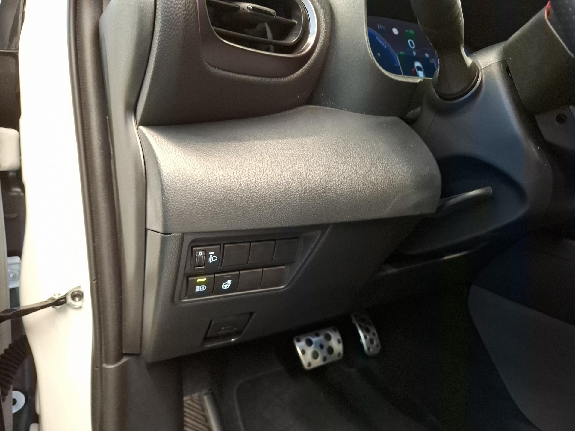 TOYOTA Yaris 1.5 VVT-i HSD GR Sport-image-16