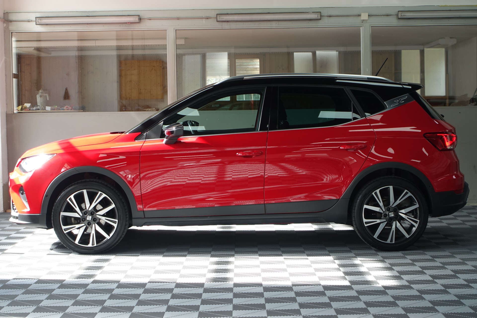 SEAT Arona 1.5 TSI FR DSG-image-4