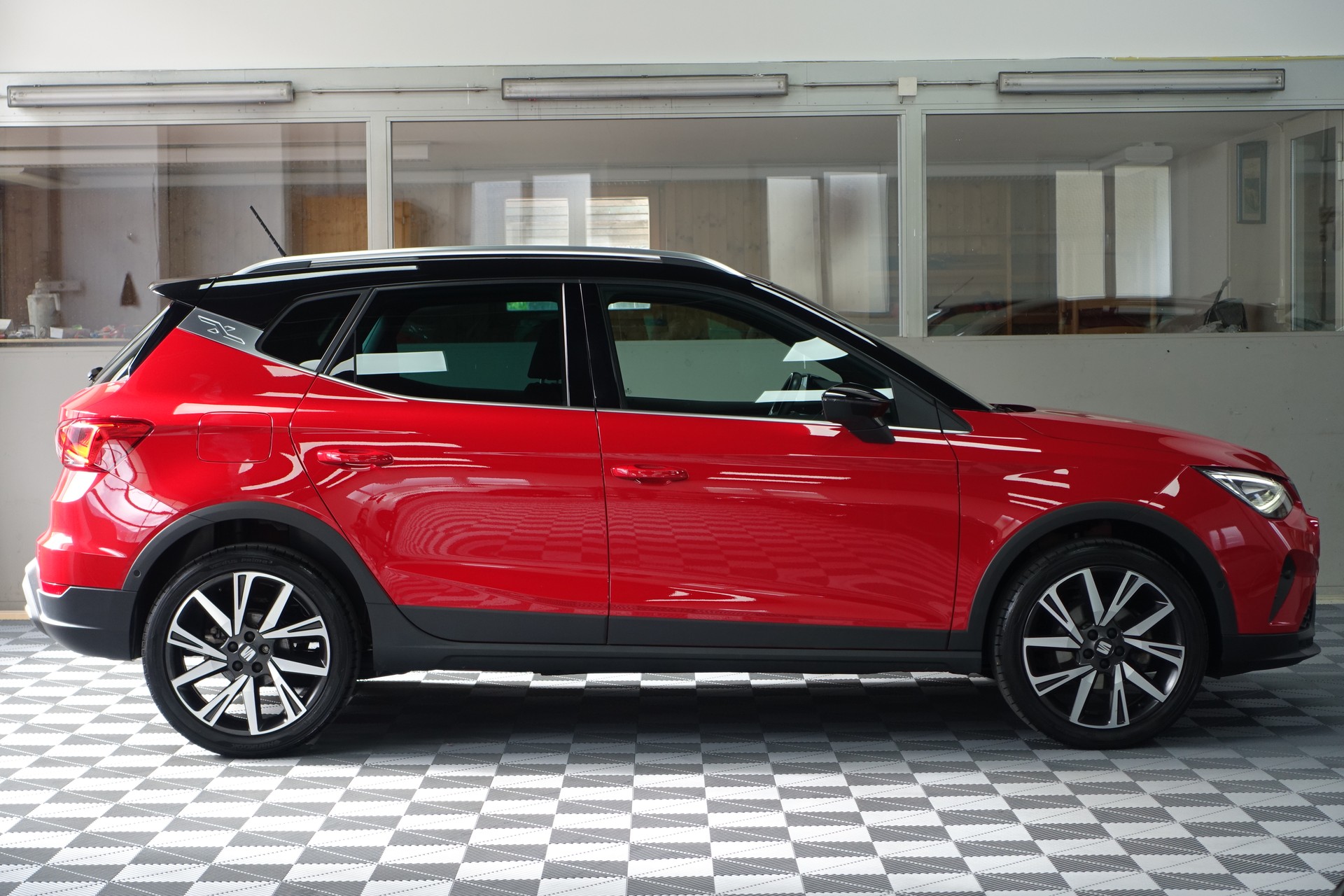 SEAT Arona 1.5 TSI FR DSG-image-3