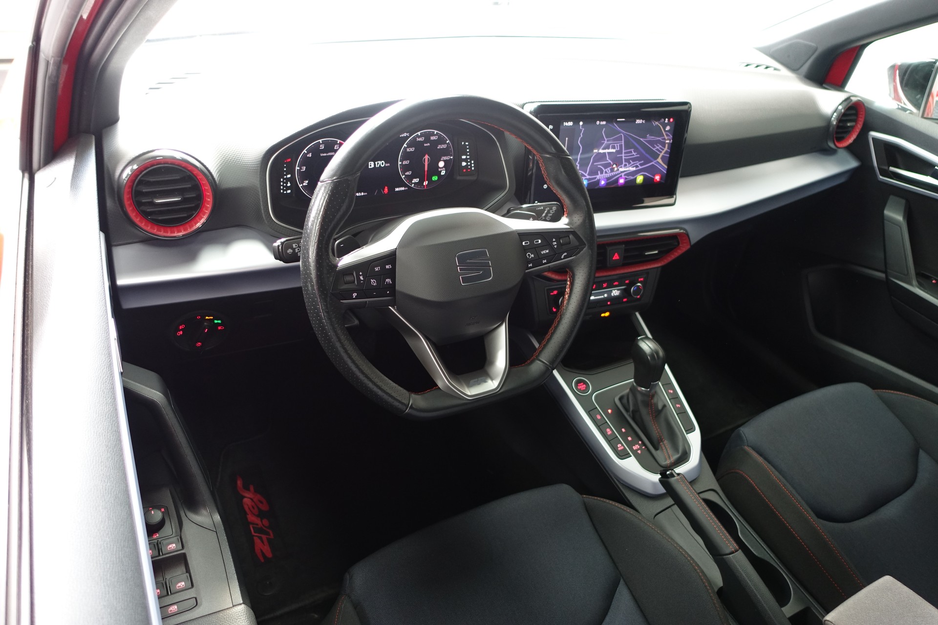 SEAT Arona 1.5 TSI FR DSG-image-11